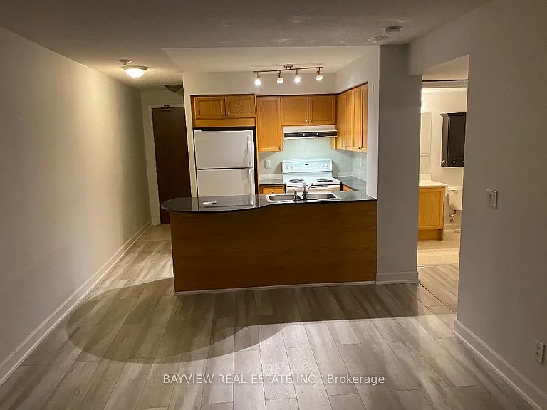 18 Kenaston Gdns #1401 — Photo 17