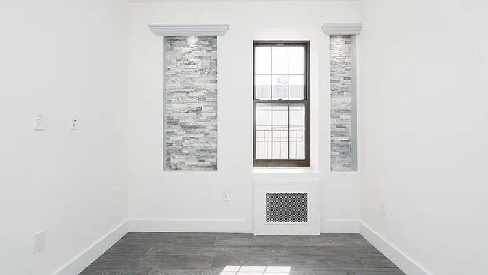 Rented by Nooklyn NYC LLC | media 21