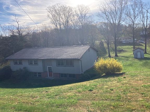 2nd image of 122 Bauchman Dr