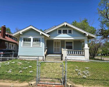 800 W South St, Salina, KS, 67401