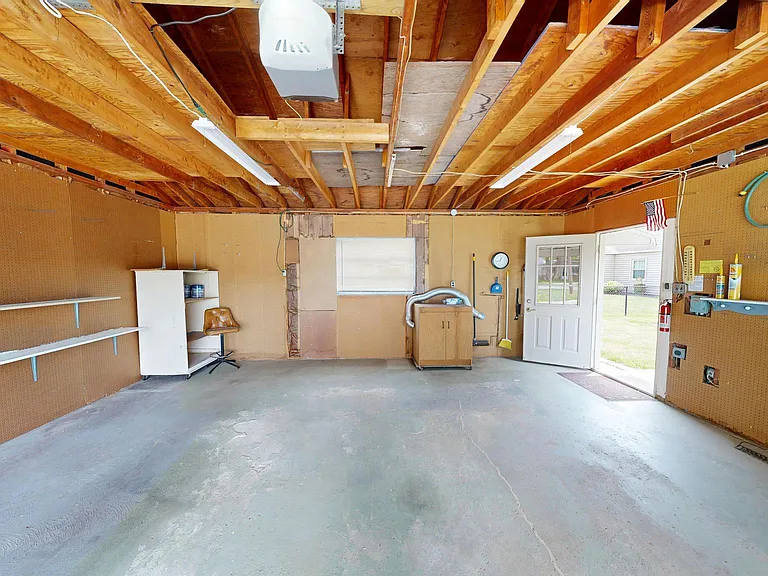 5108 Breezeway Dr — Photo 25