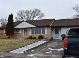 8156 W 84th Pl, Justice, IL 60458