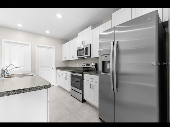 4th image of 10228 Amazing Grace Ave