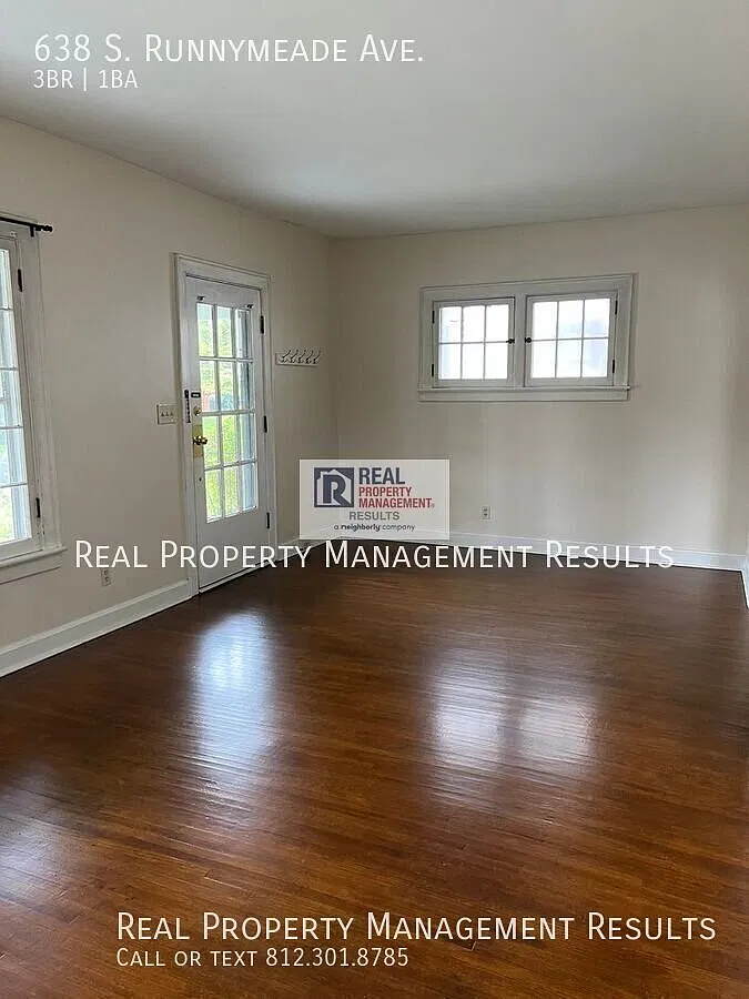 Charming East Side Home with Vintage Character, Hardwood Floors & Carport — Photo 3