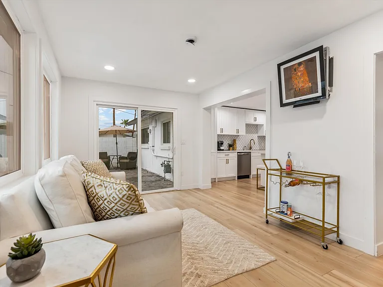 8144 E Clarendon Ave — Photo 15