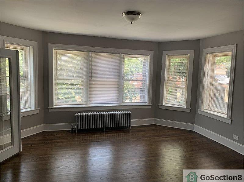 1st image of 7633 S East End Ave #1W