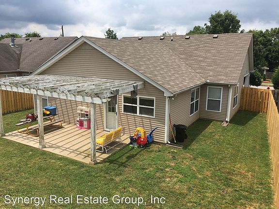 2nd image of 4013 Stonybrook Dr