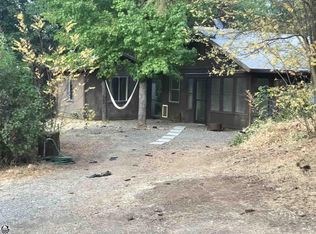 9747 Smith Station Rd, Groveland, CA 95321