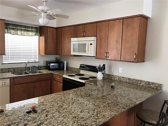5th image of 200 N El Mar Dr #103