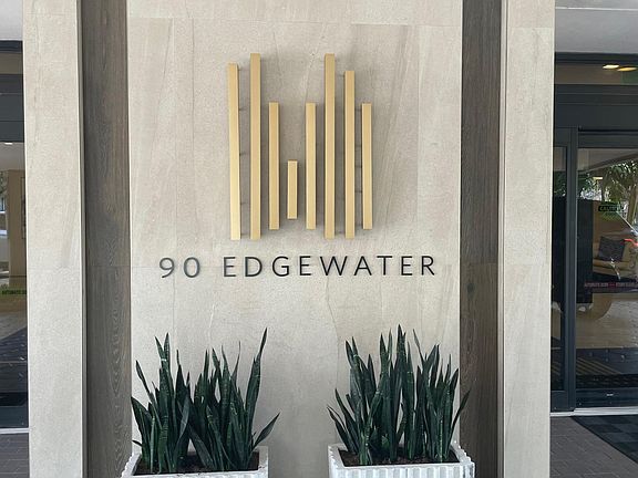 2nd image of 90 Edgewater Dr APT 1006