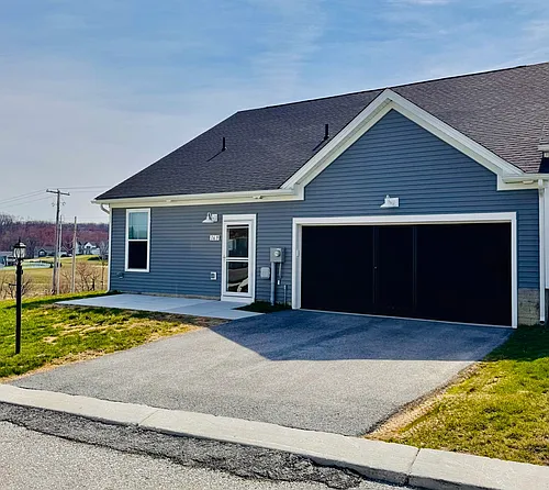 169 Coastal Dr Photo 1