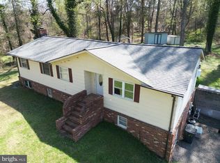 8093 Meetze Rd, Warrenton, VA 20187