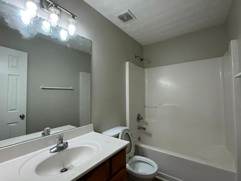 2529 Emma Way — Photo 6