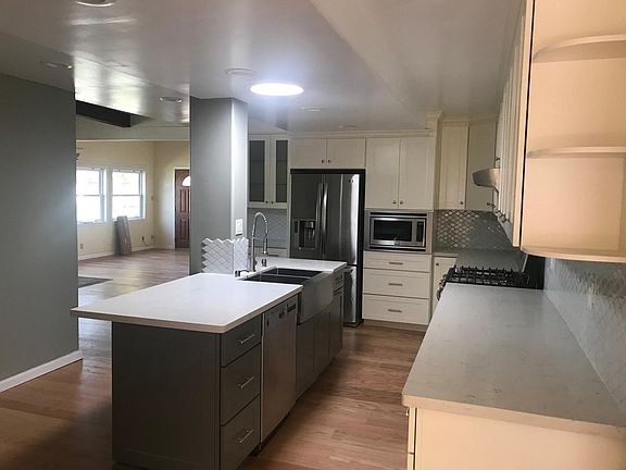 Open layout kitchen
