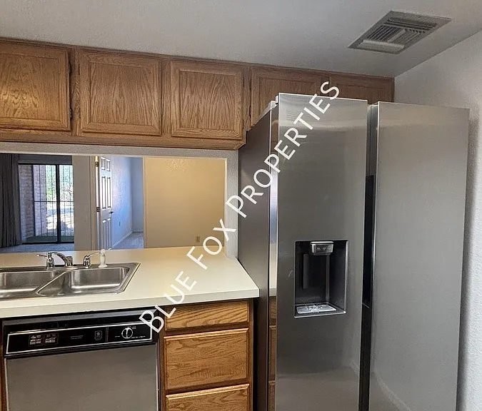 1721 W Dalehaven Cir — Photo 8