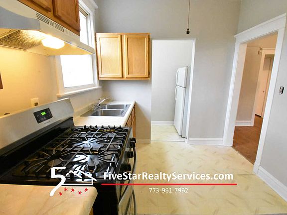 3rd image of 3443 W Parker Ave #2W