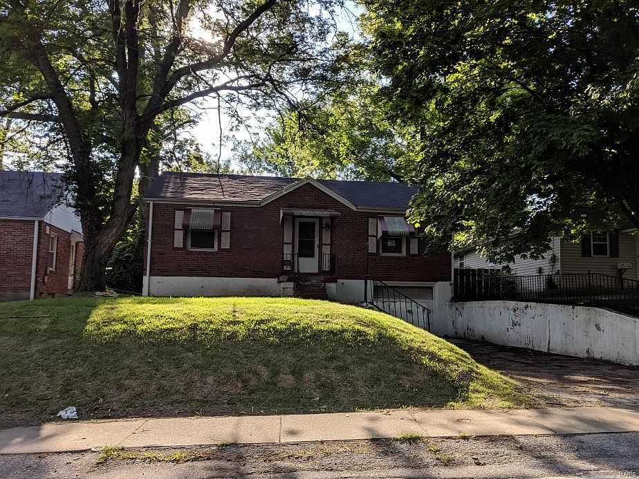 1st image of 739 N Elizabeth Ave
