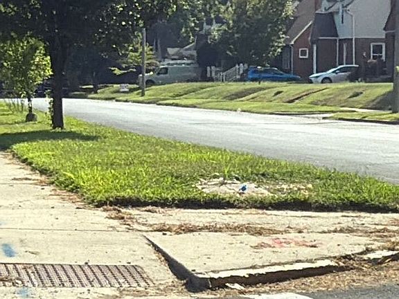 5th image of 2772 State St