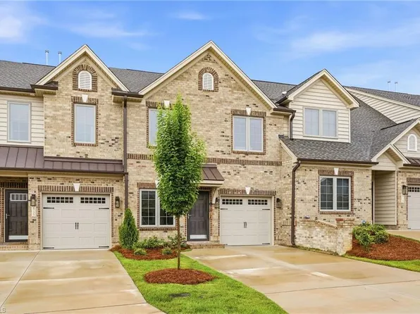4737 Willowstone Dr, High Point, NC 27265