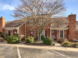 7706 The Points Pl, Gloucester Pt, VA 23062
