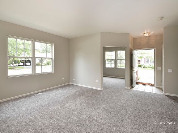 3rd image of 12745 Kishwaukee Ln #4