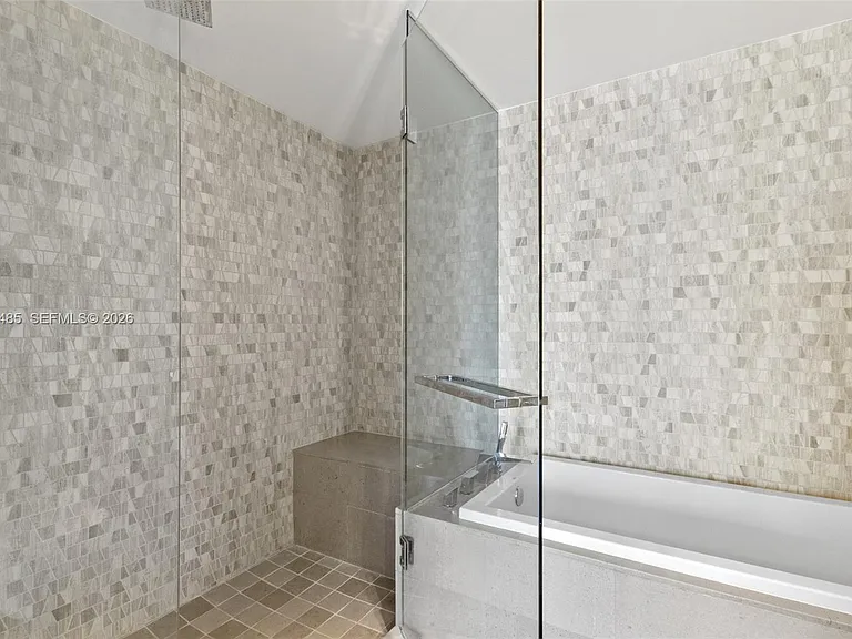 68 SE 6th St #1706 — Photo 26