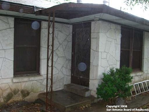 1st image of 2808 S Gevers St
