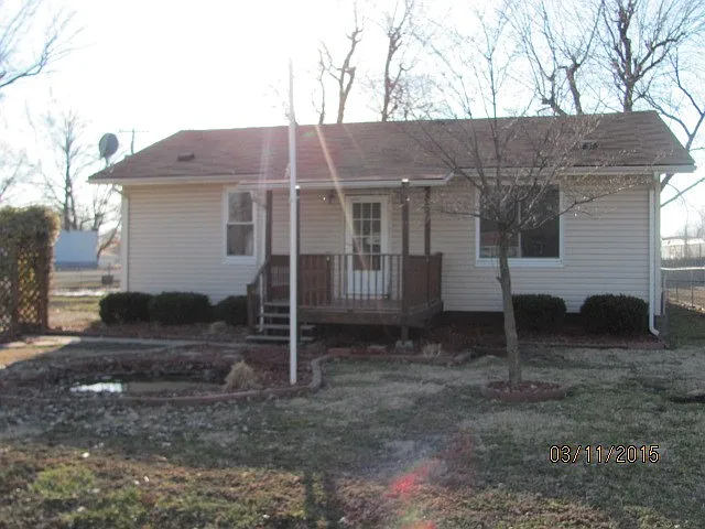 111 Illinois Ave photo 1