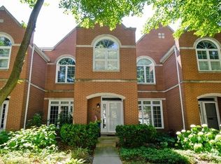 4259 W Harrington Ln, Chicago, IL 60646