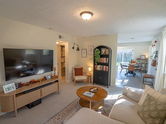 5th image of 3848 Wem Dr