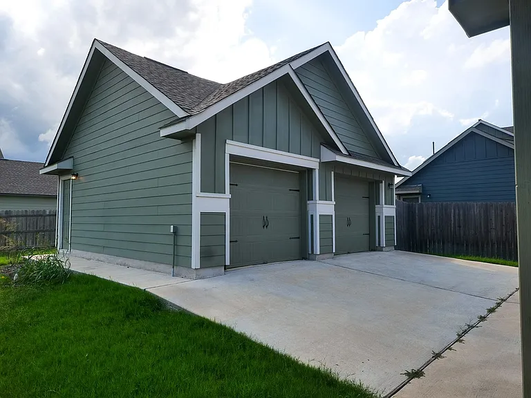 1321 Weatherford Ln — Photo 26