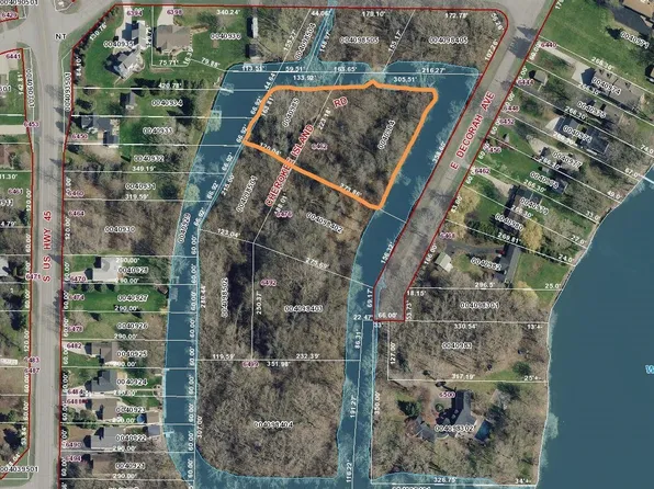 6462 Cherokee Island Rd #1, Oshkosh, WI 54902