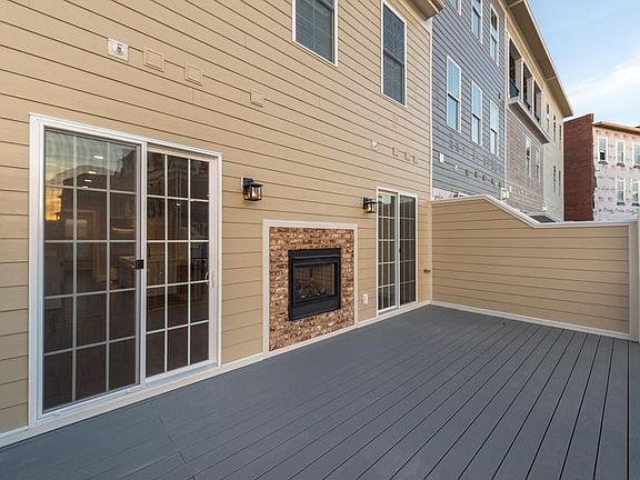 5th image of 331 SE Eheart St
