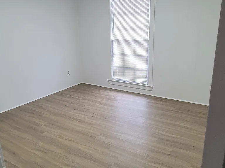 5428 Sidbury Rd — Photo 8