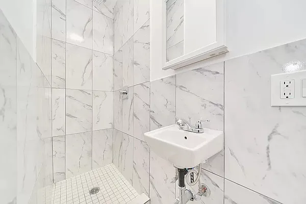 Rented by Living New York | media 4