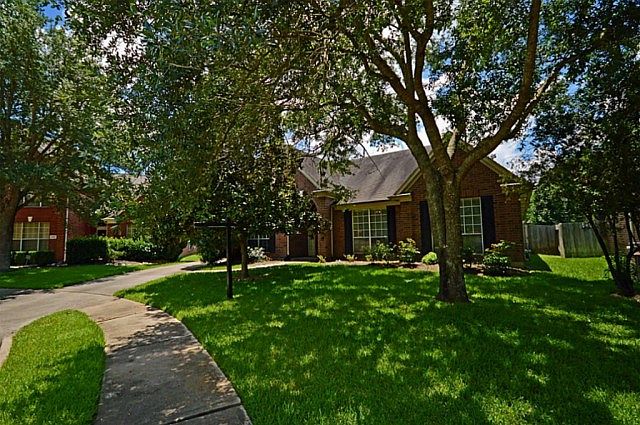 1st image of 1318 Blackheath Ct