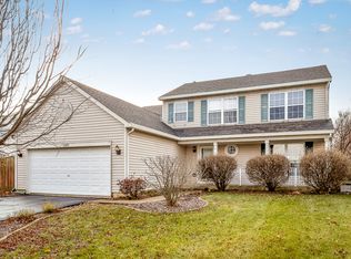 1280 Evergreen Ln, Elgin, IL 60123