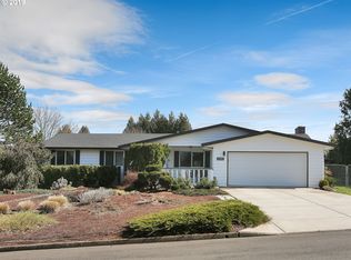 21880 S Somerset Dr, Oregon City, OR 97045