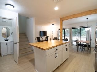 1058 SW 6th Dr #A, Gainesville, FL 32601