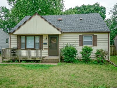 2324 Paradise Blvd, Rockford, IL, 61103