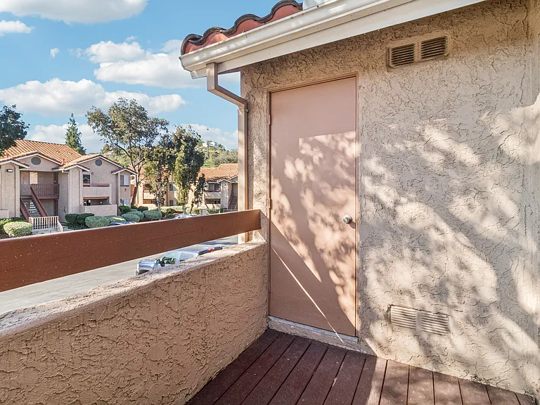 Wintercrest Village Apartments — Photo 37