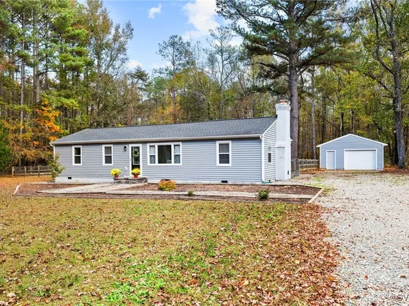 1744 Jeter Rd, Powhatan, VA 23139