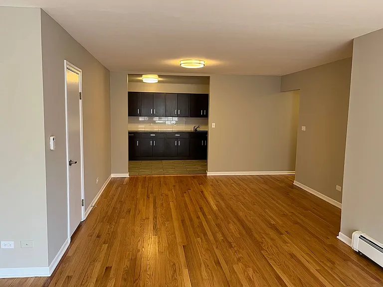 2620 Central St — Photo 11