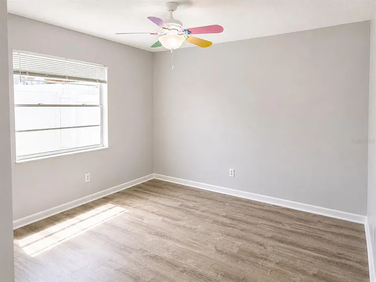 16518 Silverhill Dr — Photo 7