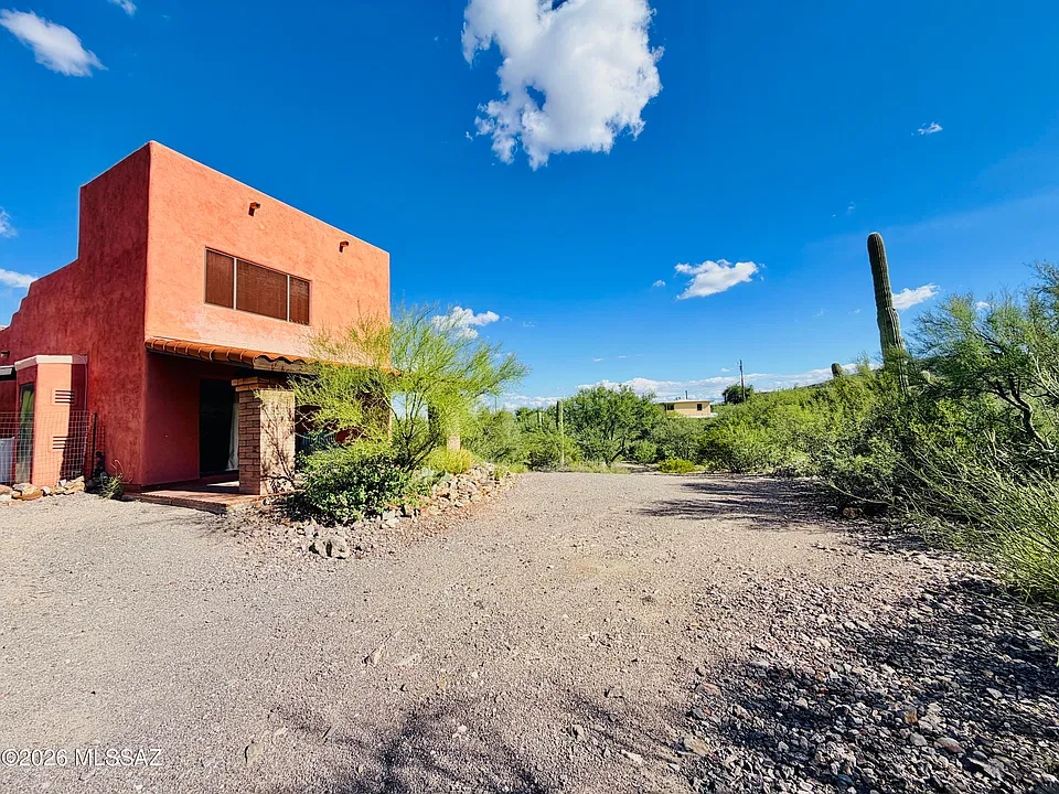 2801 S Paradise Mountain Rd