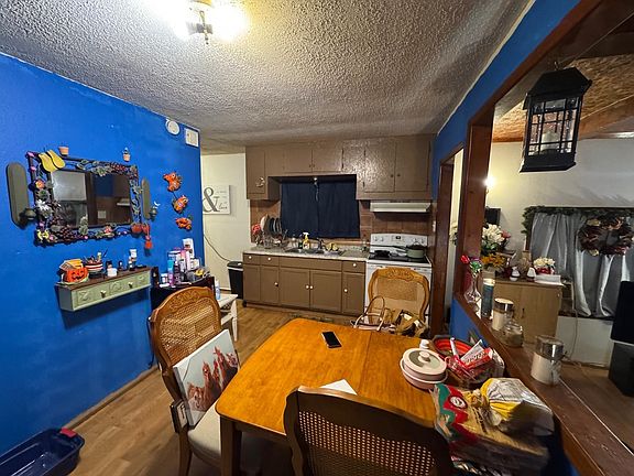 4th image of 3017 Cleveland St