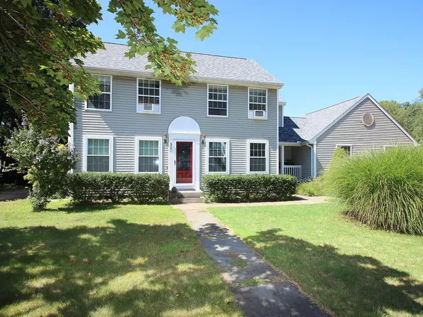 330 Meadowbrook Drive, Manchester, CT 06042