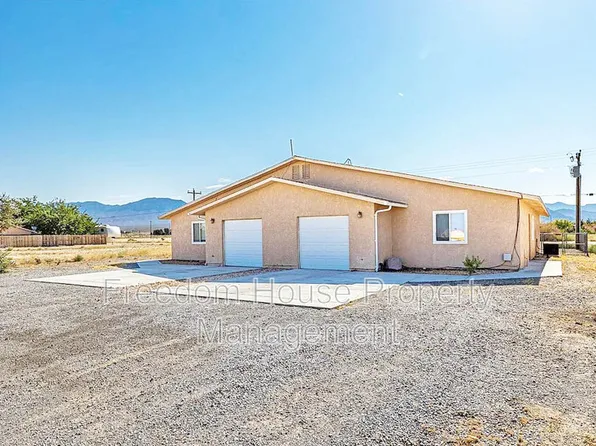 1821 Pershing Ave APT B, Pahrump, NV 89048