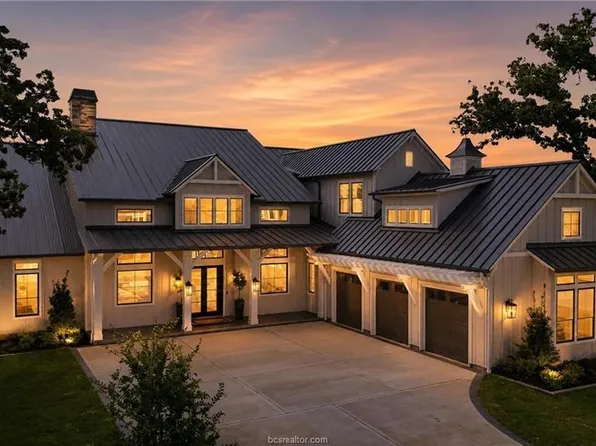 3717 Cooper Ct, College Station, TX 77845