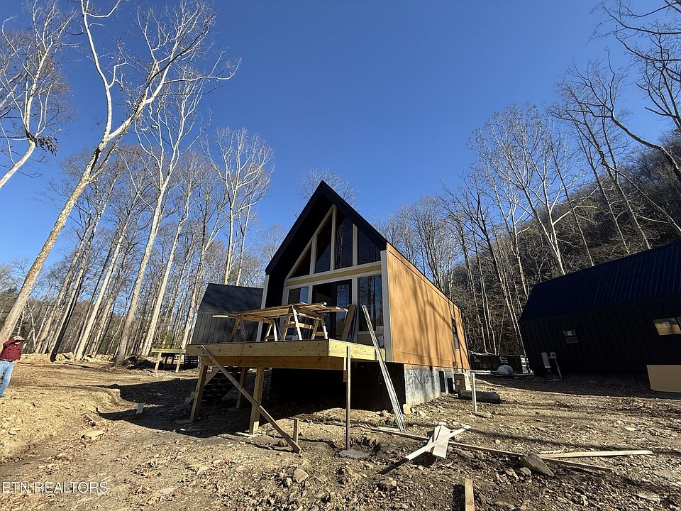 1st image of 240 Braydens Way
